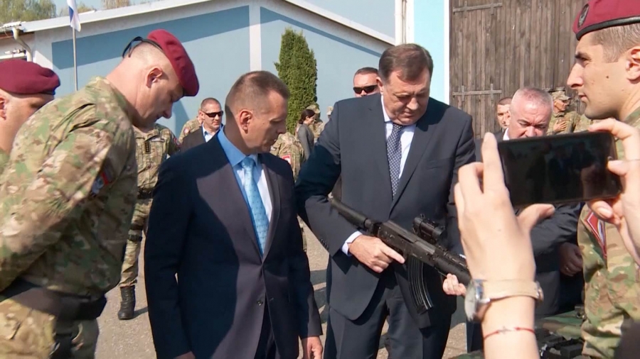 dodik_oruzje