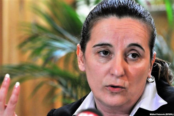 PROVOĐENJE SRAMNOG POLITIČKOG PROJEKTA U RS: Institucionalno negiranje genocida u Srebrenici 1 tanja topic