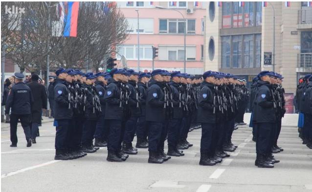 policija