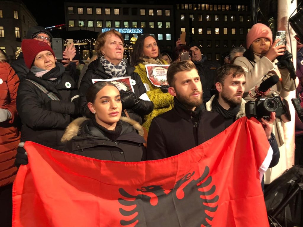 20191210 2 39774470 50243090 Web