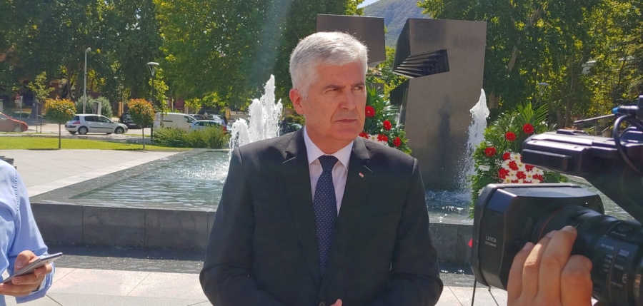 hr hb covic 1536x732 1