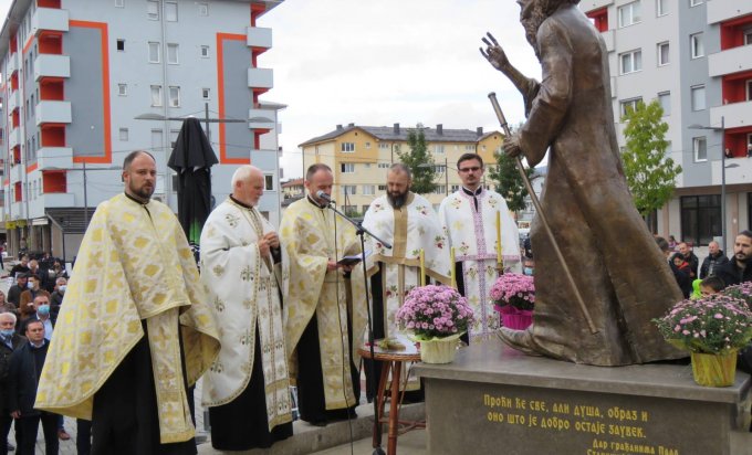 SPC i Pavle bili su sponzori svih zločina: Patrijarh koji je blagosiljao zločince Karadžića, Mladića i Arkana 1 8a95cd7eec314c5cb2c782d33031a7d5