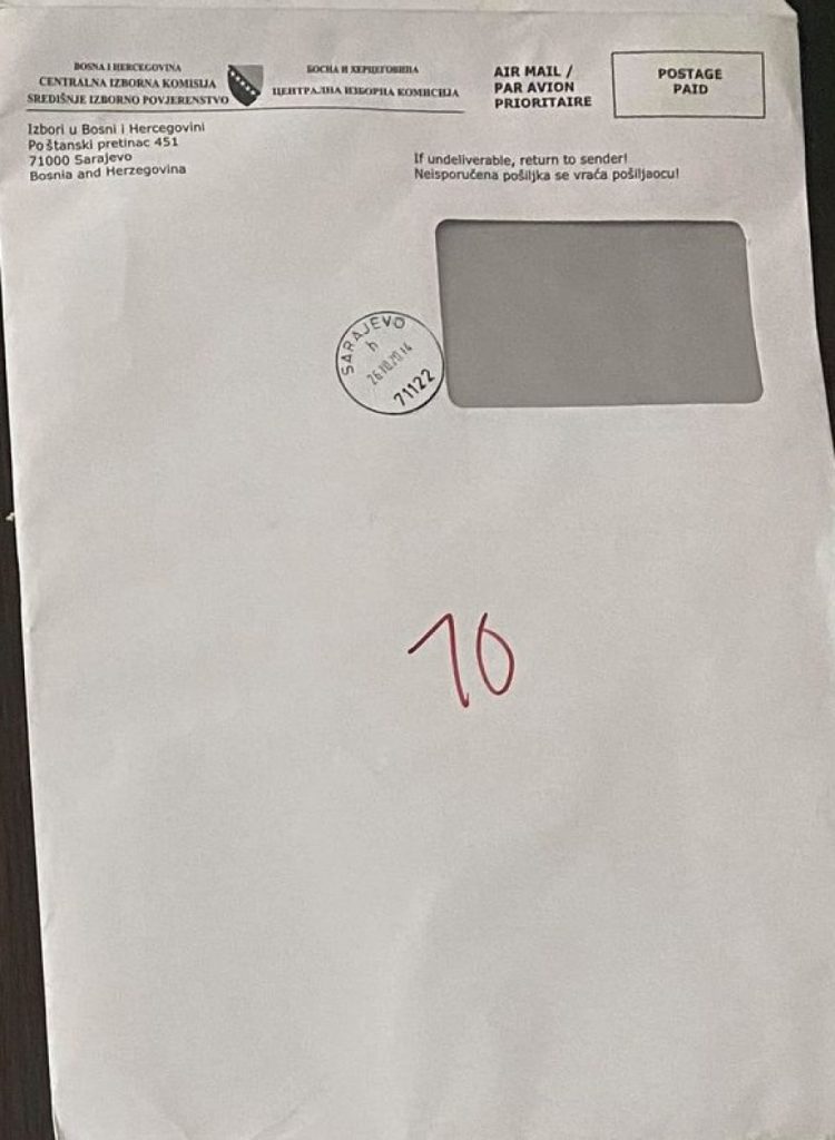 Dobio dva glasačka materijala sa različitim JMB-om, iako su prošli izbori, Srebreničanima dolazi pošta!? 2 81581a17f03c469a7d90adcee93c7e59