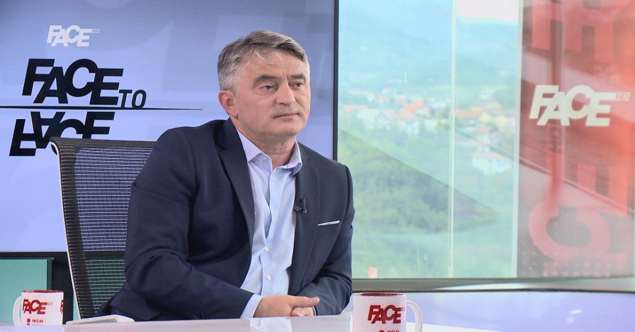 komsic portal slika