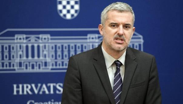 Nezapamćen napad iz Hrvatske: “Proglasiti Željka Komšića personom non grata i blokirati EU put BiH” 1 raspudic proglasiti komsica personom non grata i blokirati eu put bih raspudic 5fcf883e91dcb