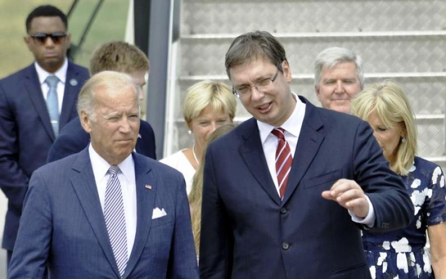 biden_i_vucic_tan_main