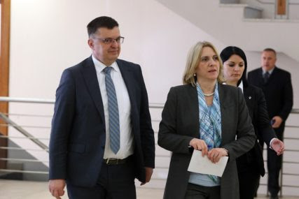 POMETNJA U DODIKOVIM REDOVIMA: Evo kako bi danas glasala Banjaluka da su ponovo izbori 2 04102021070317