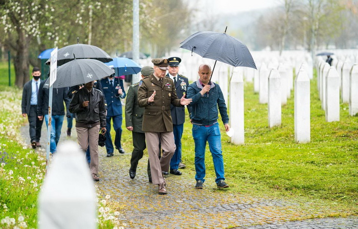 eric komandant srebrenica 2