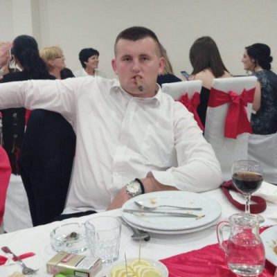 VUKANOVIĆ ZATRESAO REPUBLIKU SRPSKU: "Pisale su mi djevojke iz Bileće, spremne su javno svjedočiti protiv uhapšenog funkcionera SNSD-a“! 1 vkn