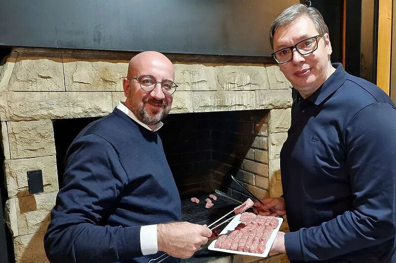 ĆEVAPI SA NEGATOROM GENOCIDA: KOSOR UKAZALA NA VAŽNE DETALJE SUSRETA VUČIĆA I MICHELA 1 VUCIC I MICHEL19520221222