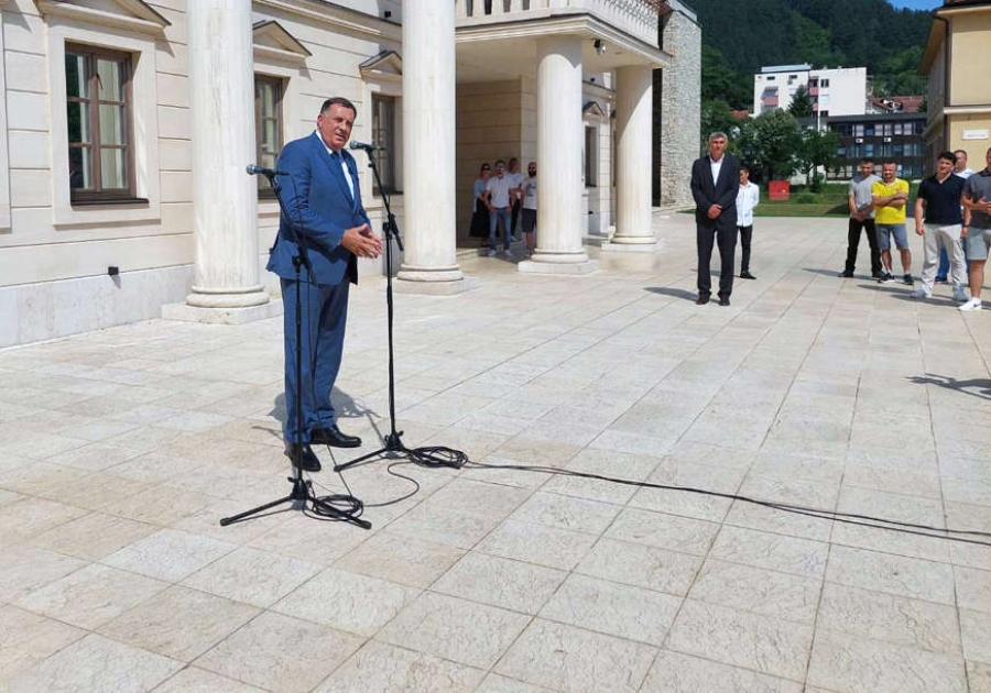 milorad-dodik-andricgrad-872x610