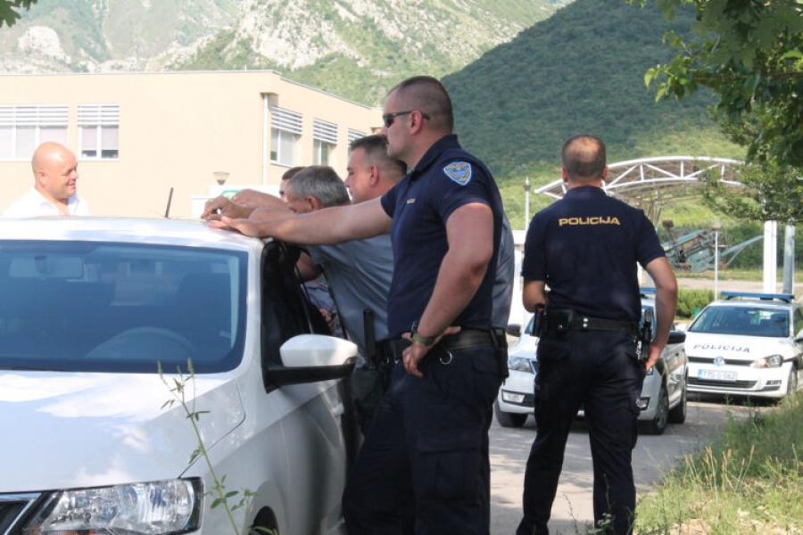 policija_mup_hnk1
