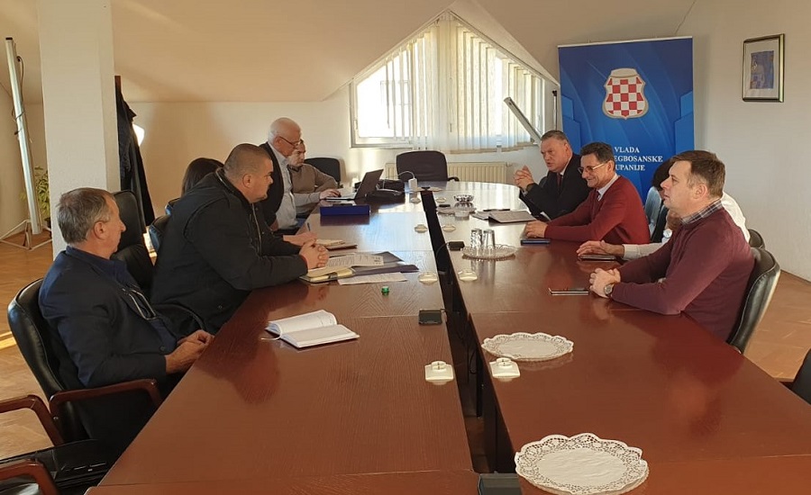 IVAN VUKADIN OGORČEN PRIZORIMA IZ KOLNA: "Ako žele bošnjačku reprezentaciju, neka je prave na svojih 23 posto!" 1 7F8BC56C 451A 4055 ADE1 0B9E77A5C4E3
