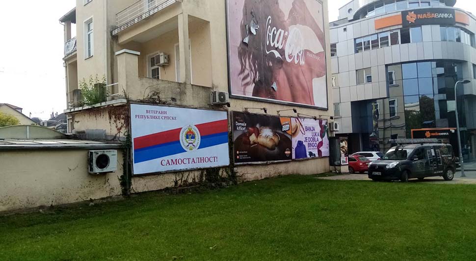U RS-u ključa: Širom Banje Luke bilbordi "Samostalnost", Čavić upozorava na sukob Srba i Srba 1 1F42CED9 4F60 4B55 8A9B 52CCEBC371B8