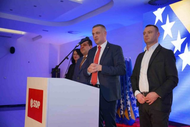 Policija zabranila obilježavanje Dana državnosti u Banjoj Luci Policija zabranila obilježavanje Dana državnosti u Banjoj Luci