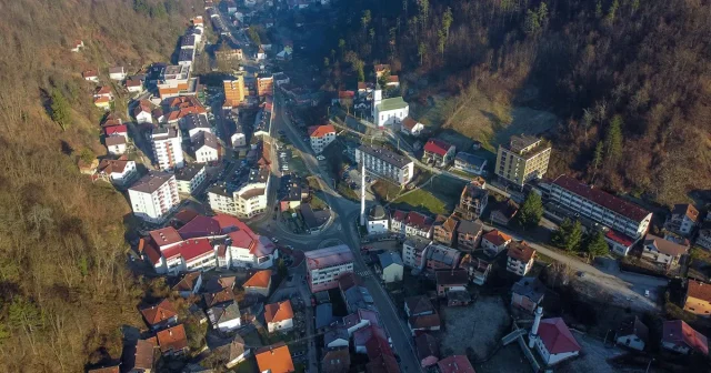 Kako su isparili milioni maraka- Srebrenica - grad žednih, izvaranih i očajnih ljudi