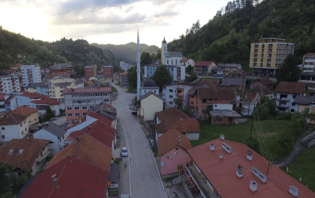 U Srebrenici zavrnute pipe- Građani ostaju bez vode, dva sata dnevno nisu dovoljna!