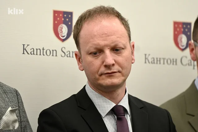 b_250314055