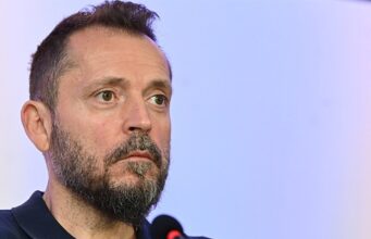 DA SE NAJEŽIŠ: Bursaćeva priča iz Banje Luke DA SE NAJEŽIŠ: Bursaćeva priča iz Banje Luke