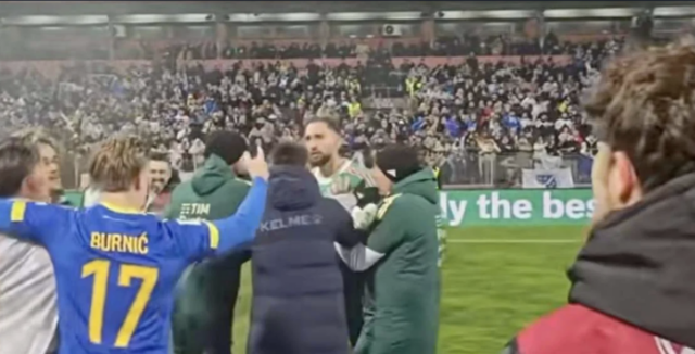 Detalj koji nismo vidjeli u prenosu: Donnarumma poslije meča krenuo na Dedića