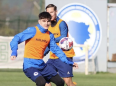 Mladi Zmaj odbio rukovanje sa Izraelcima: Ne savijam kičmu pred onima koji svijet odvode u smjeru bezčasti i nasilja Mladi Zmaj odbio rukovanje sa Izraelcima: Ne savijam kičmu pred onima koji svijet odvode u smjeru bezčasti i nasilja