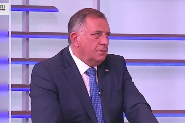 DODIKOVA-PORUKA-KOJU-STUDENTI-NECE-ZABORAVITI-22Evo-probali-ste-niste-uspjeli-nece-vas-narod-dovidenja-prijatno22-
