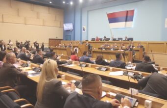 KO JE ISPAO, A KO ULAZI U NSRS?: Novi rezultati donijeli preokret, jedna stranka ostala bez mandata