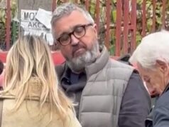 NEUGODNO NA BIRAČKOM MJESTU U BEOGRADU: Pogledajte kako su građani dočekali radikala Dragana Vučićevića
