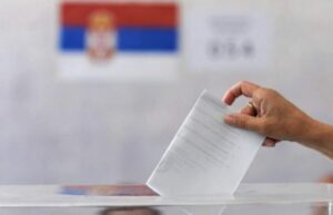 DRAMA NA BIRALIŠTU: Maskirani muškarci upali tokom glasanja u Srbiji